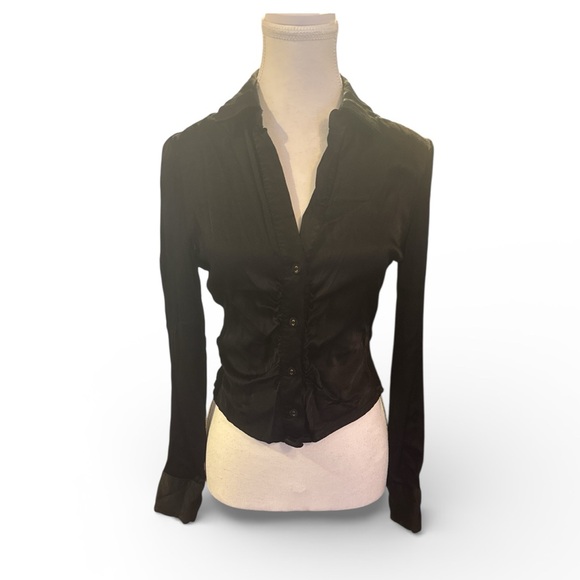 DISSH Simone Black Satin Gathered Button Front Top Sz 4 Date Night - Picture 3 of 5